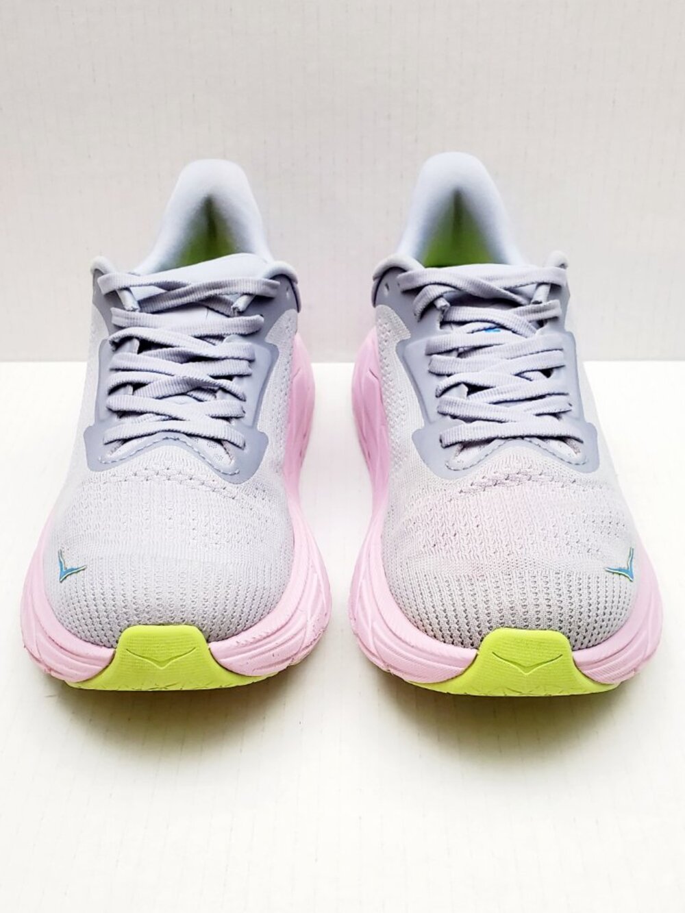 HOKA ONE ONE ARAHI 7 Womens Size 8b Grey & Pink Athletic Running Shoes 1147851 - Picture 4 of 12